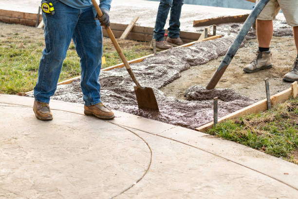 Best Best Concrete Contractor  in Talpa, NM